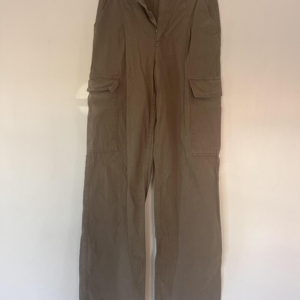 EXCELLENT CONDITION ASOS cargo pants size US 4 TALL